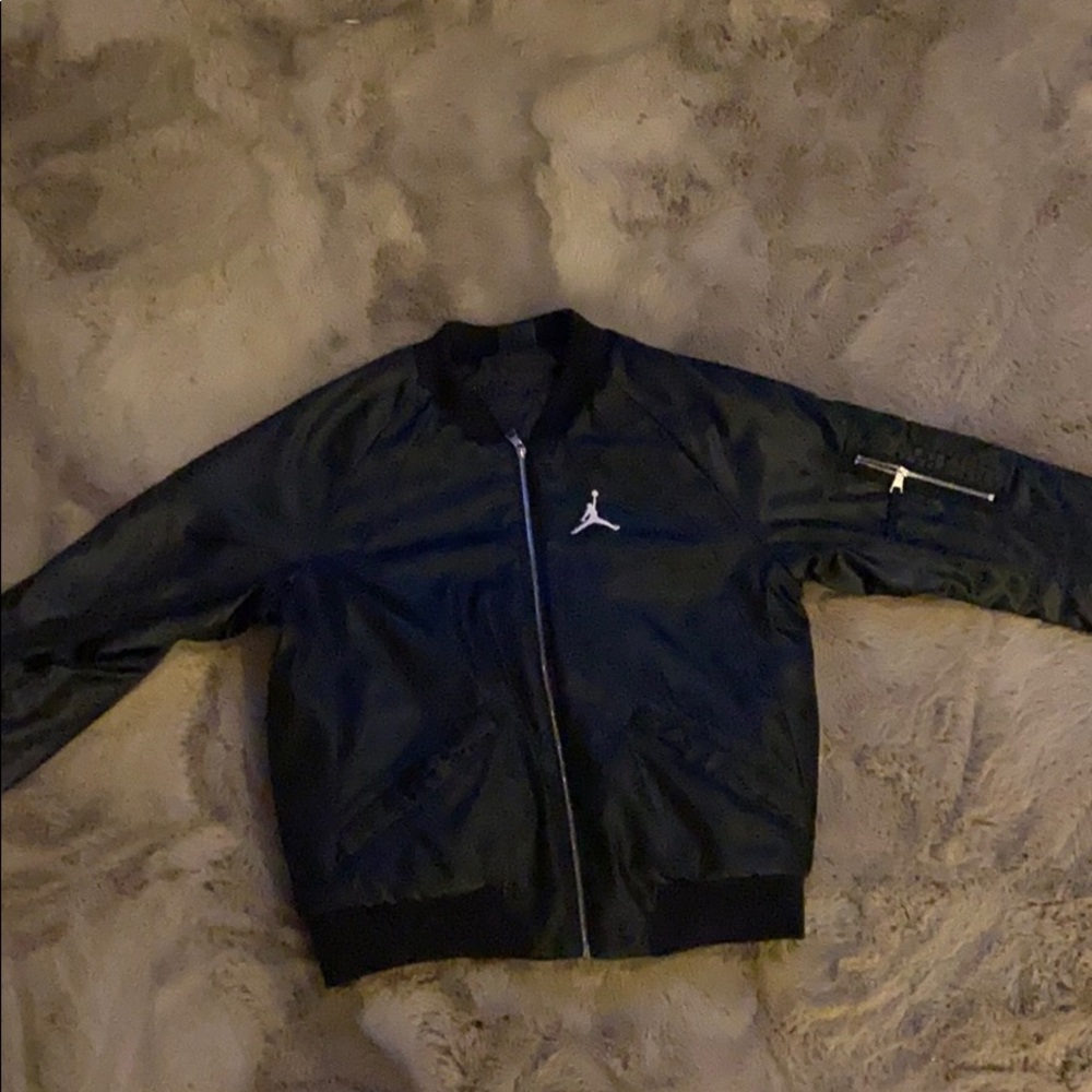 Bomber jacket